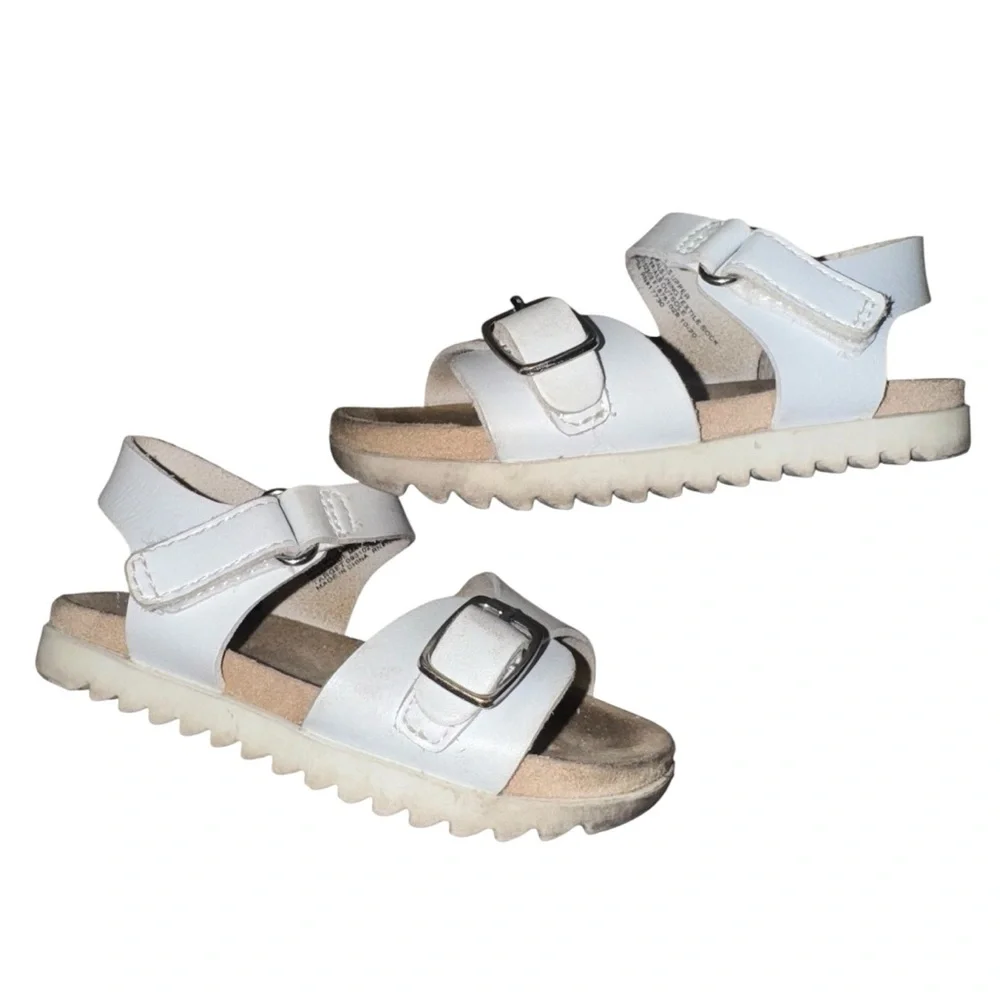 ☀️6/$20☀️ Cat & Jack Kids White Sandals with Buckles